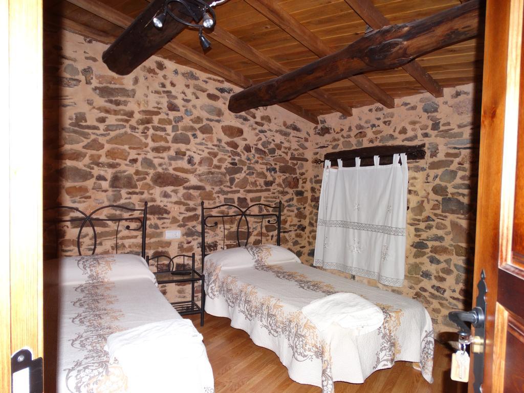 Casa Abuela ★★★ Guest House Grisuela Exterior photo